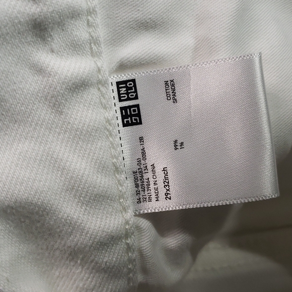 Uniqlo Men's White Slim Fit Jeans - Picture 7 of 7
